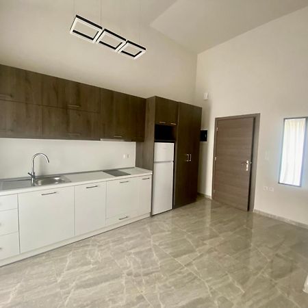 Natalie'S Apartments Makri Luaran gambar